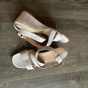 New Chloe grey suede ankle strap scalloped wedges